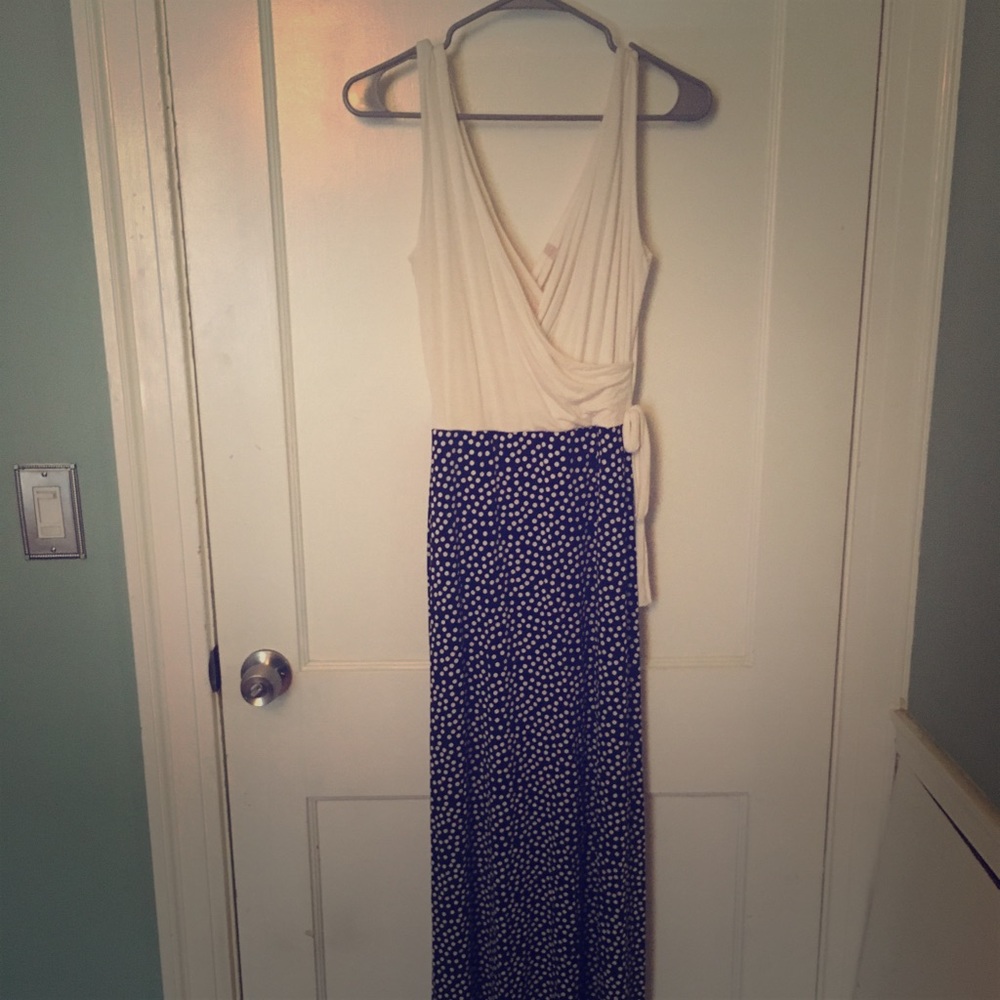 Gillis Maxi dress
